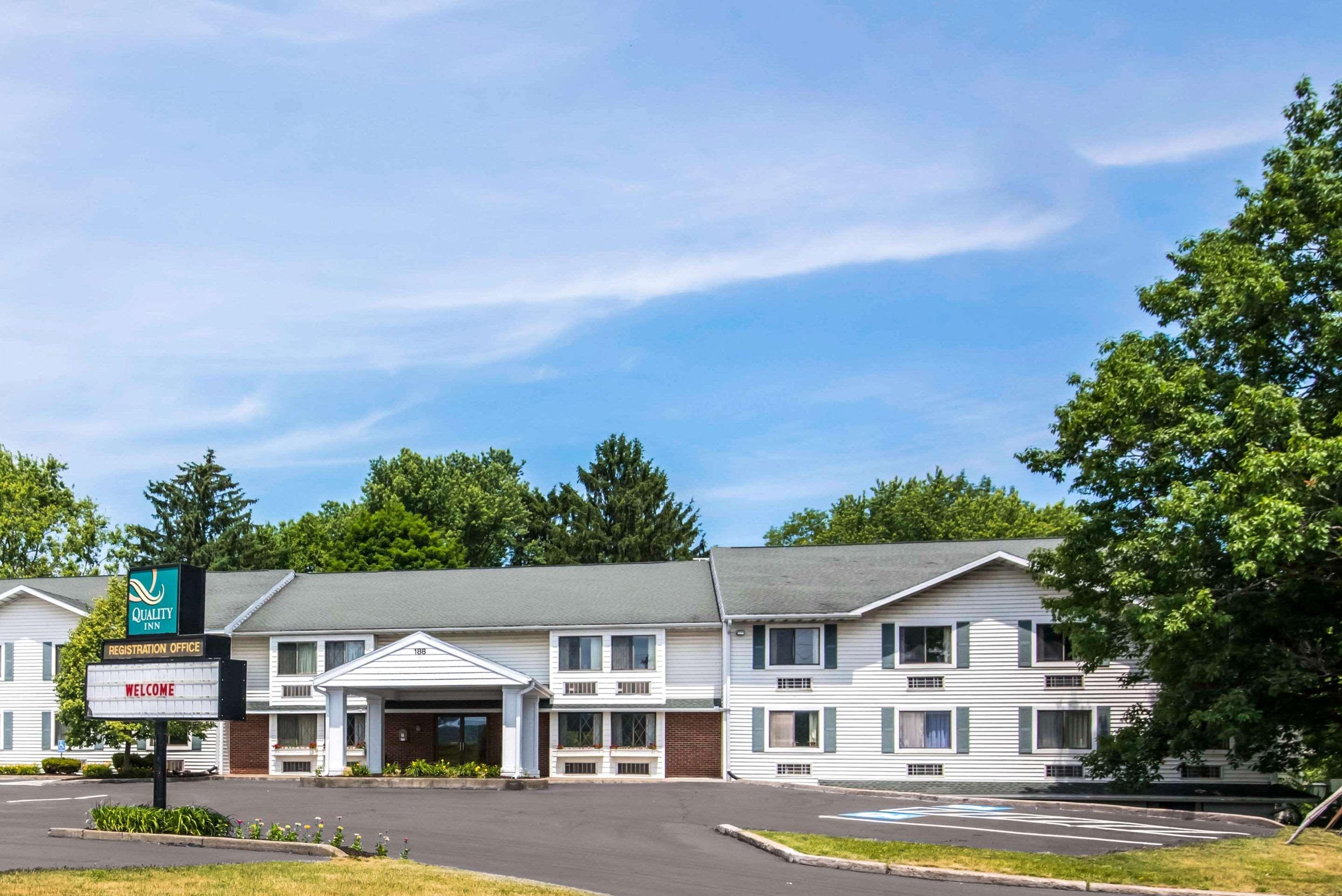 Quality Inn Cortland - University Area Екстериор снимка