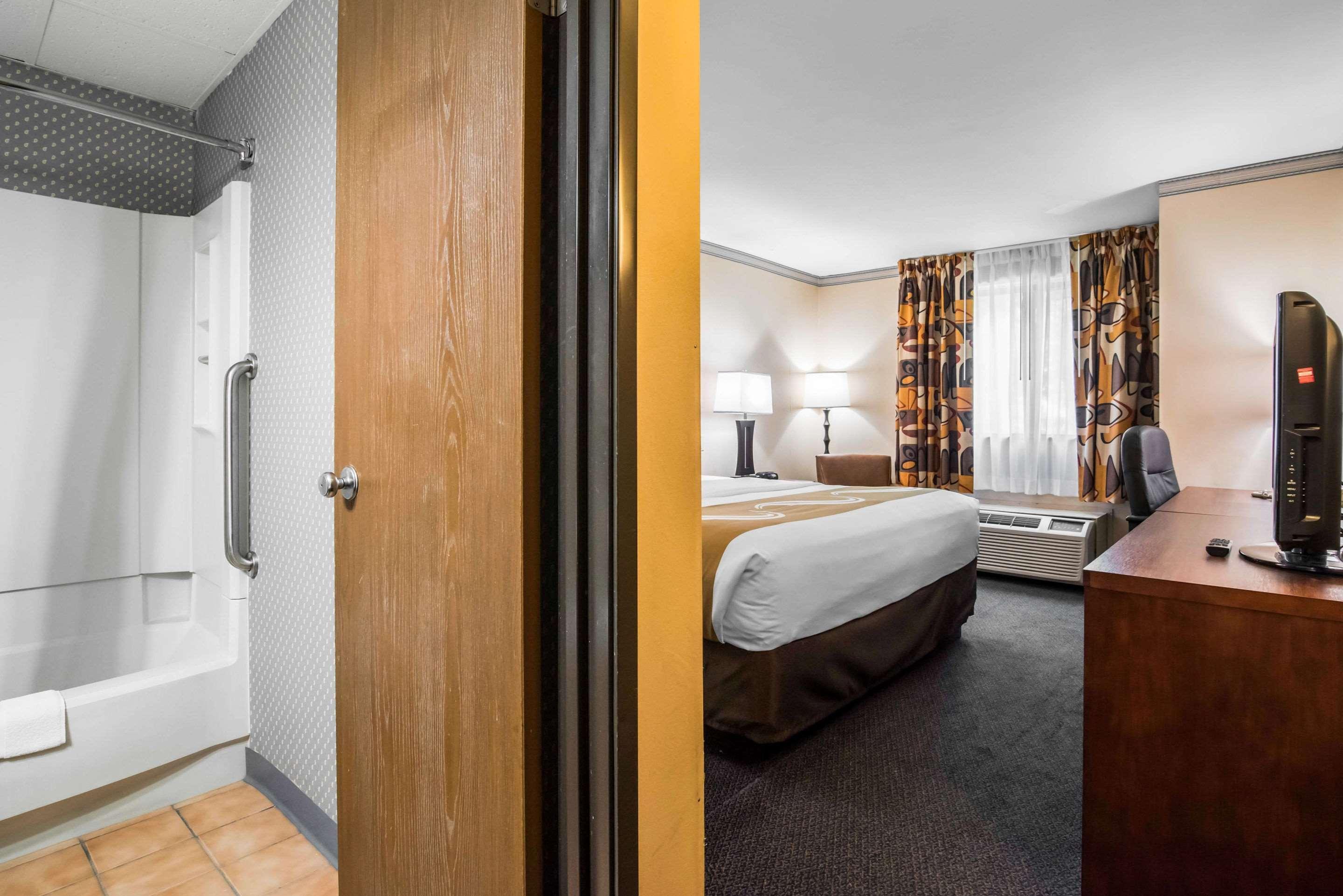 Quality Inn Cortland - University Area Екстериор снимка